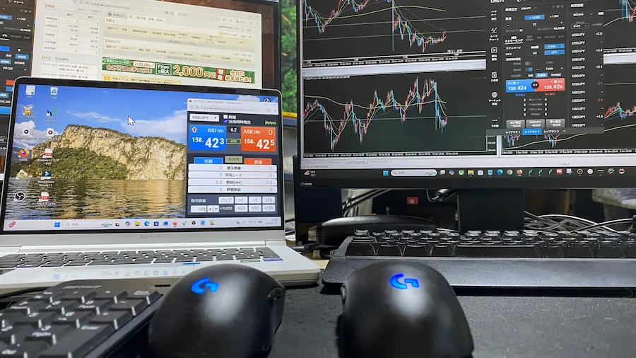 FXトレード環境 ノートPCでGMOクリック証券を表示