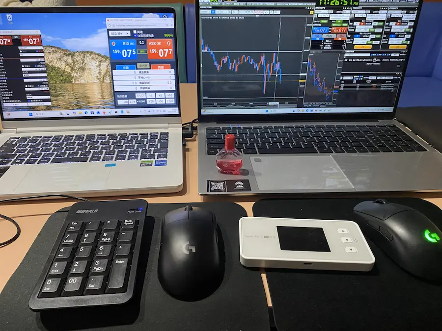 WiMAX 外出先でFXトレード カラオケ店